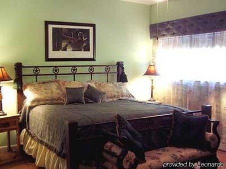Creekhaven Inn & Spa Wimberley Quarto foto